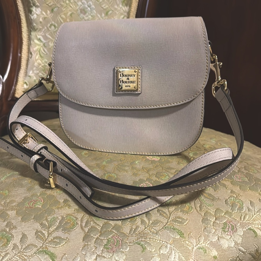 Dooney & Bourke small Ecru Saffiano Leather NWOT